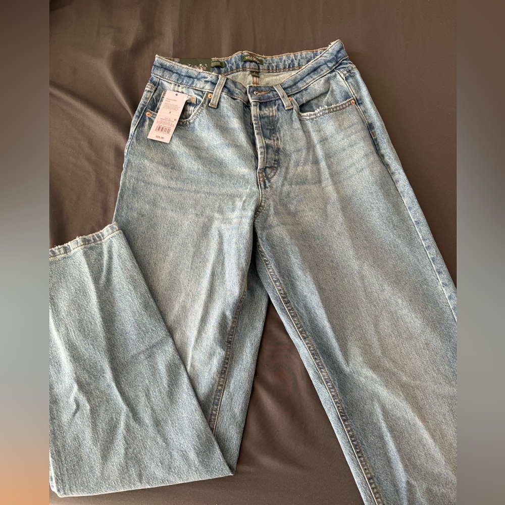 NWT Wild Fable High-Rise Mom Jeans